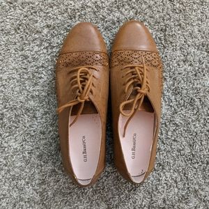 Like New Oxfords G.H. Bass & Co